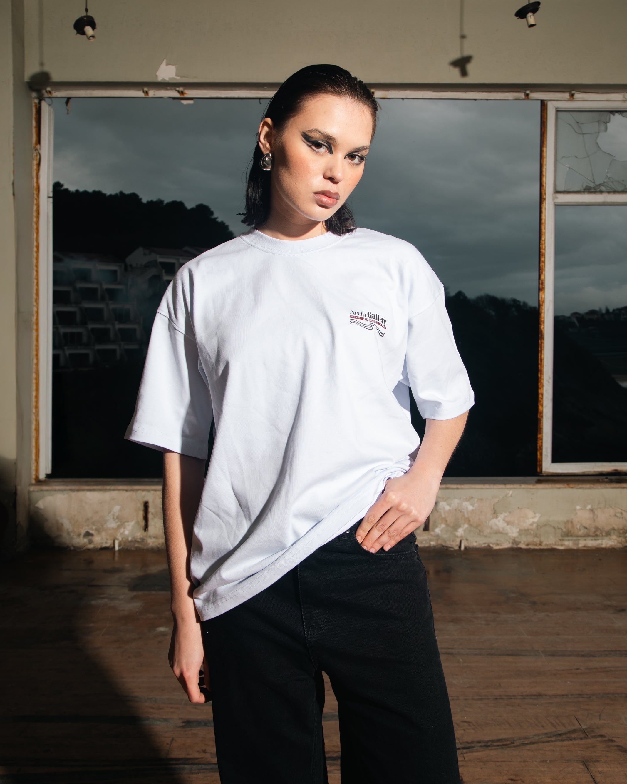 ANOTH GALLERY WHITE T-SHIRT