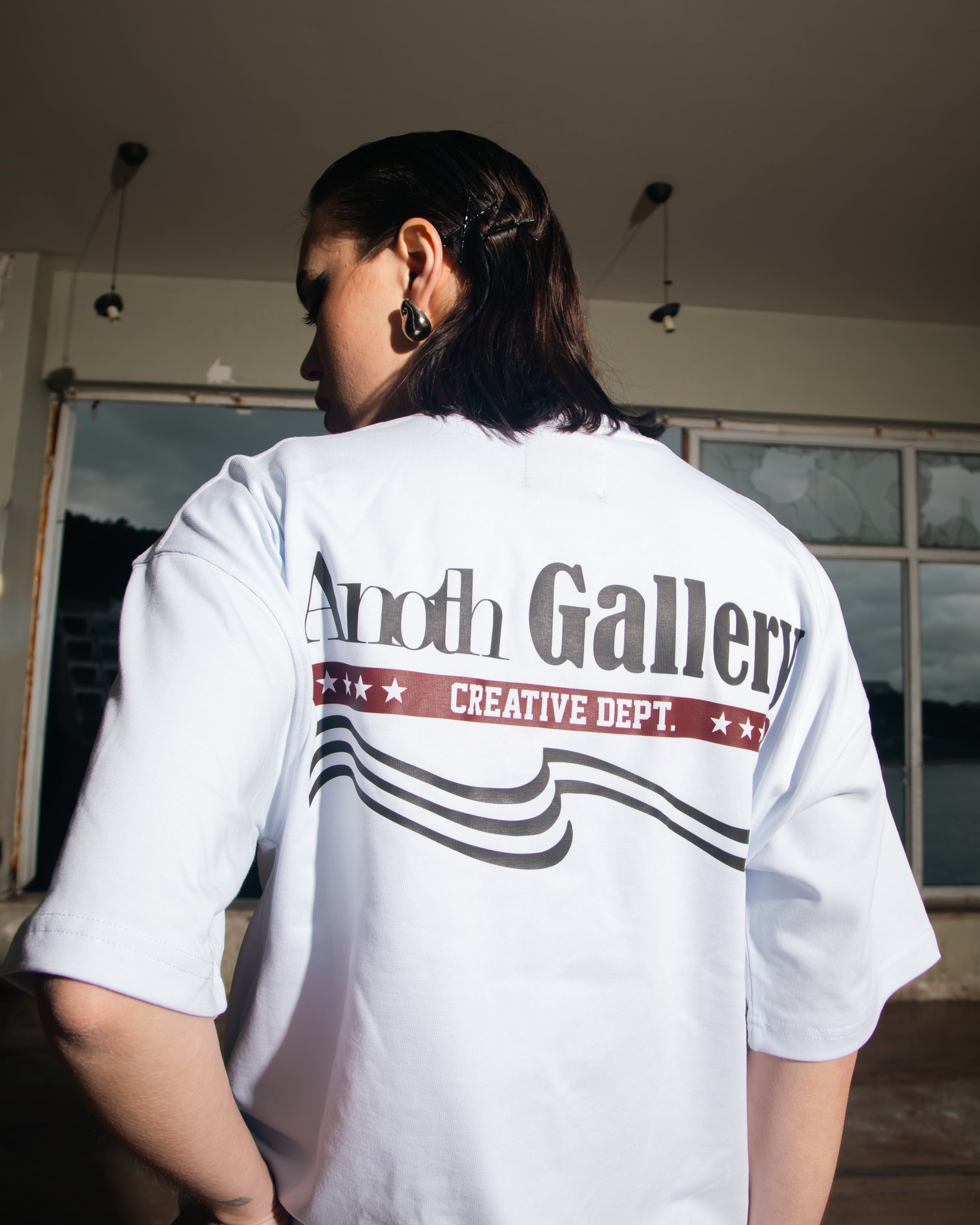 ANOTH GALLERY WHITE T-SHIRT