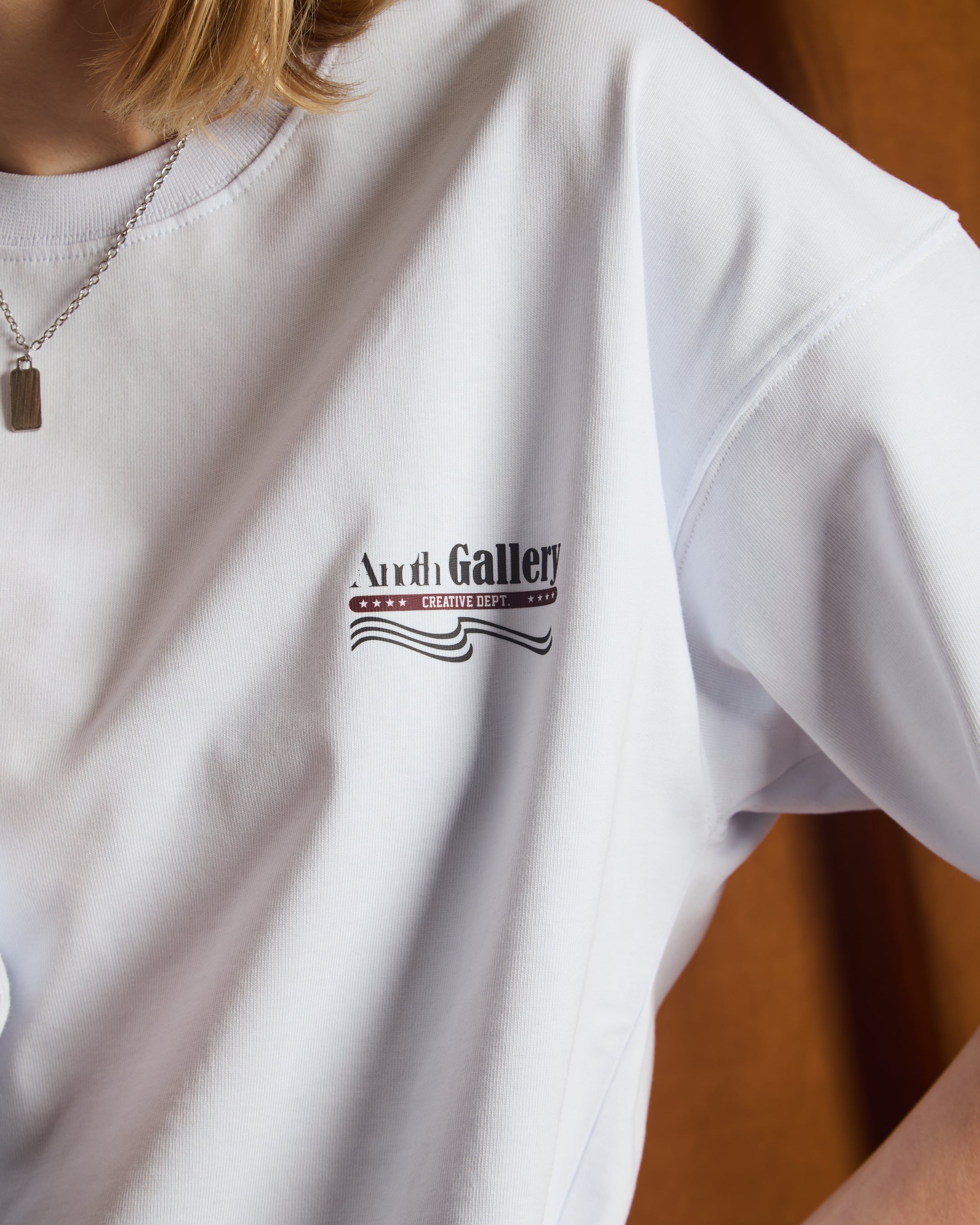 ANOTH GALLERY WHITE T-SHIRT