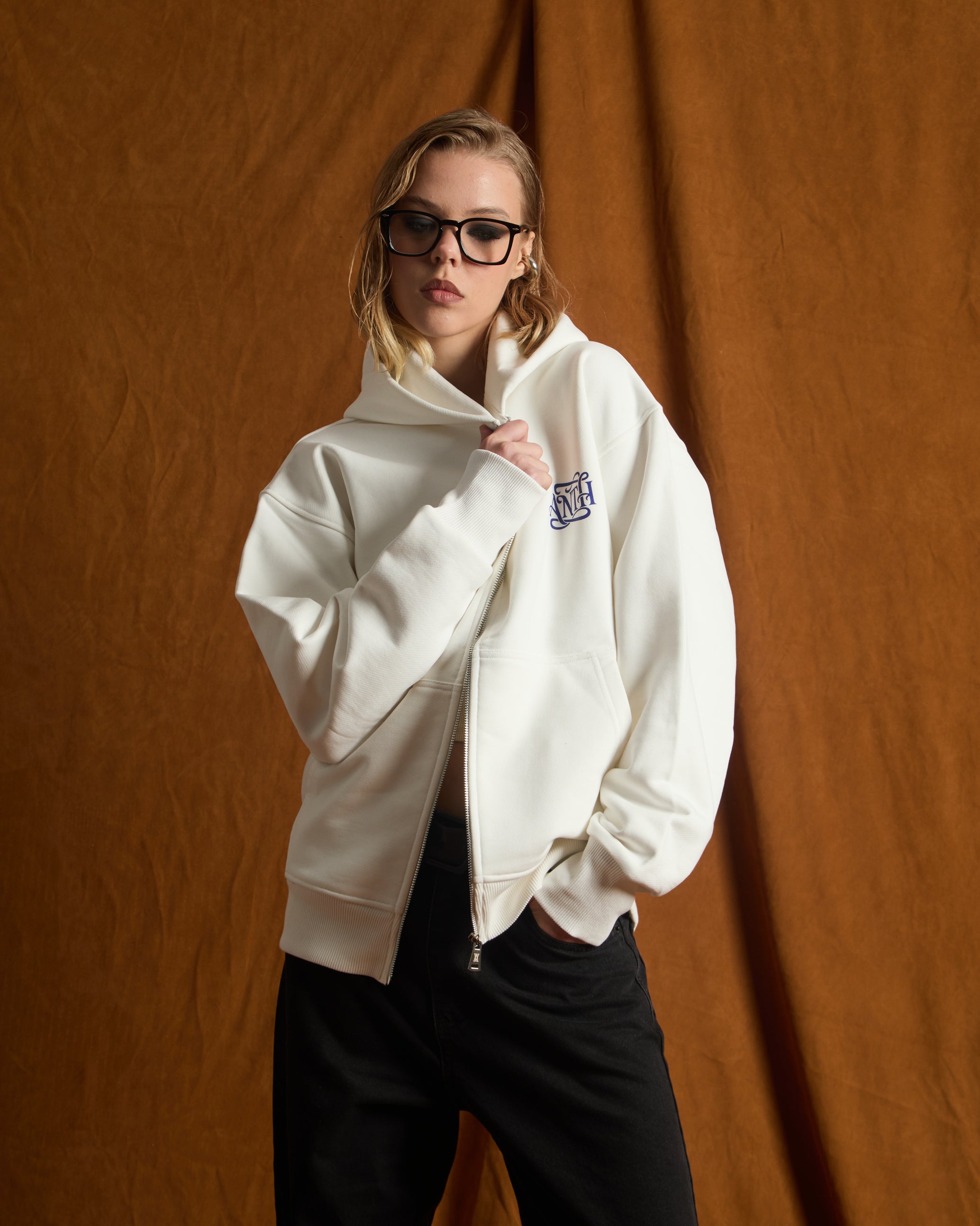 ANTH LOGO EKRU KAPÜŞONLU SWEATSHIRT