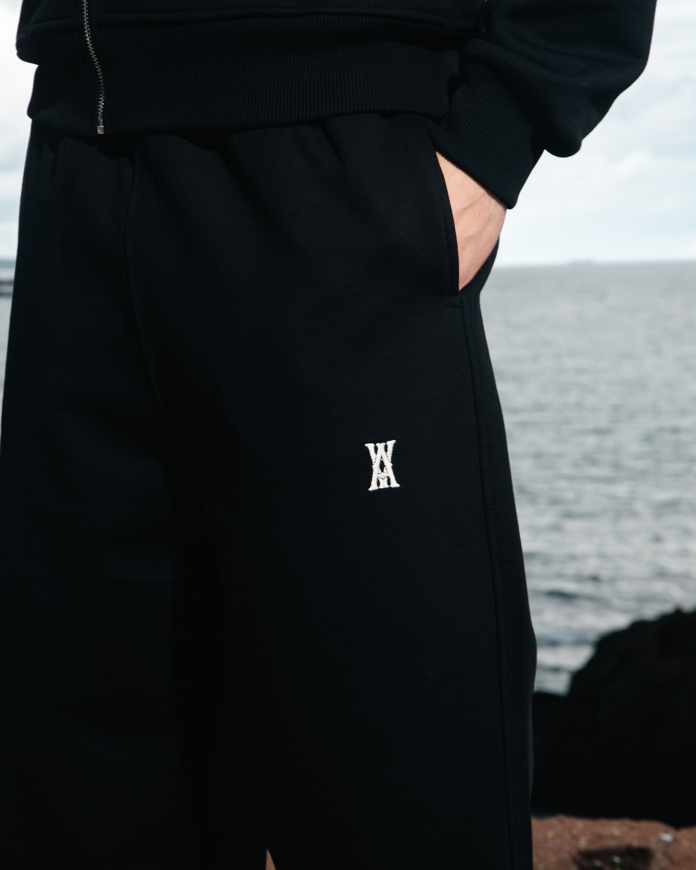 ANOTH LOGO SİYAH GENİŞ PAÇA PANTOLON