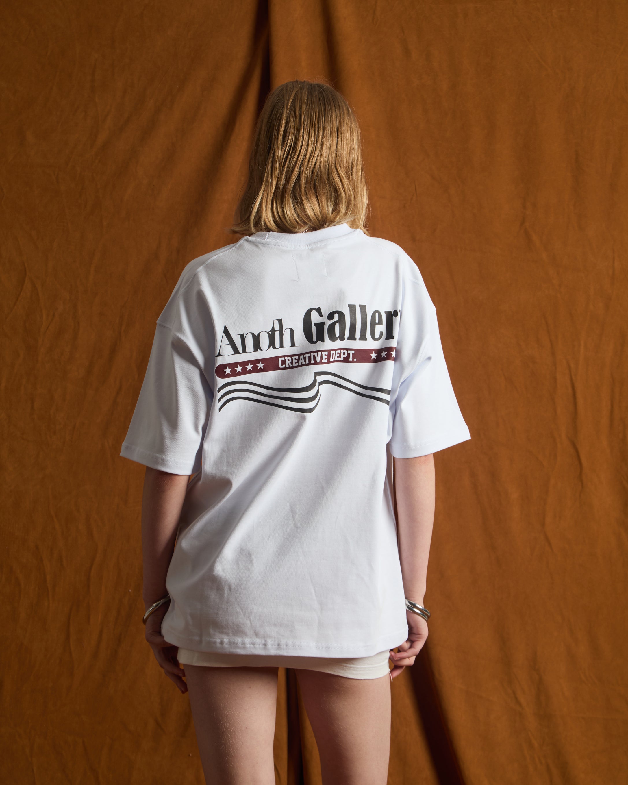 ANOTH GALLERY WHITE TEE