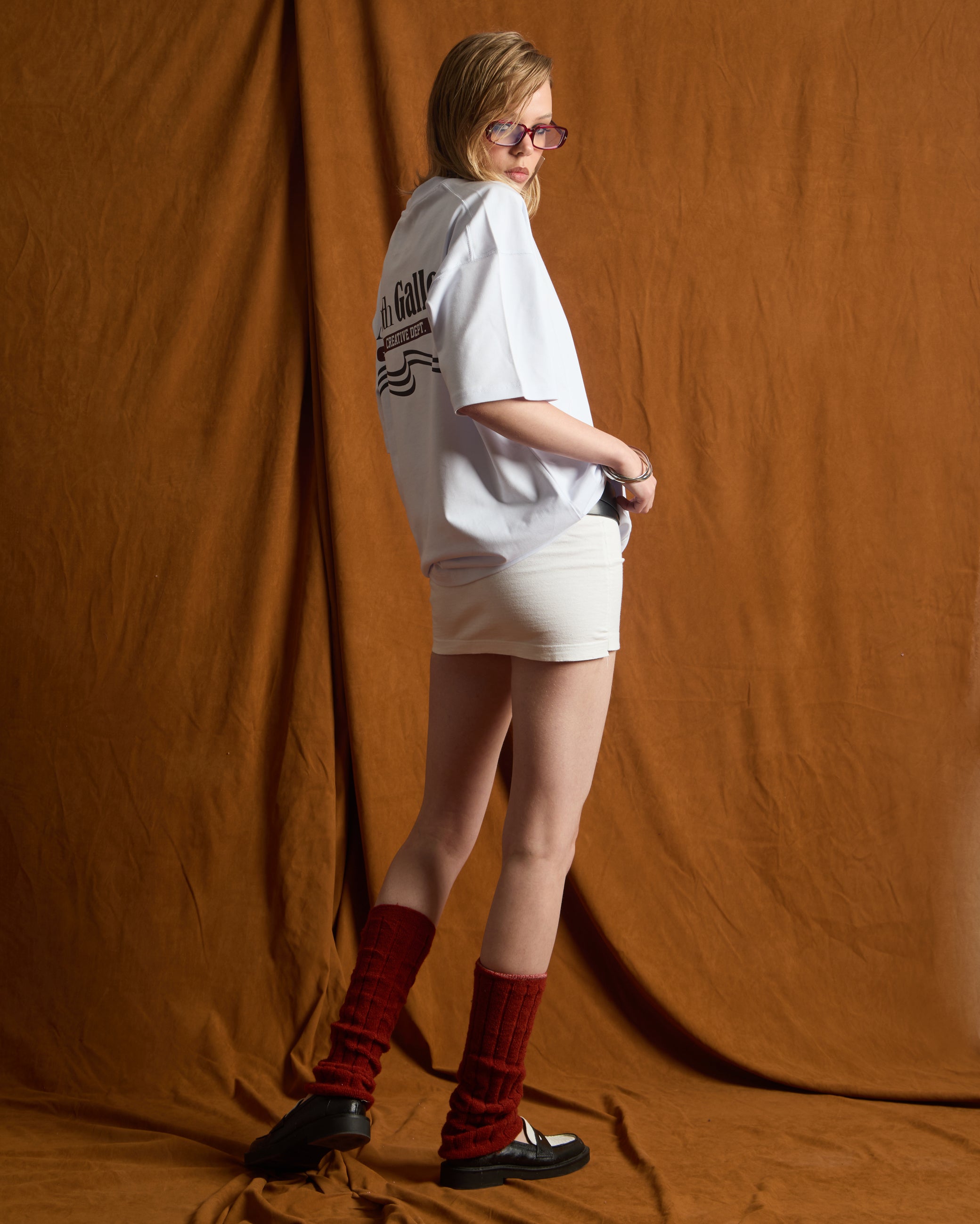 ANOTH GALLERY WHITE TEE