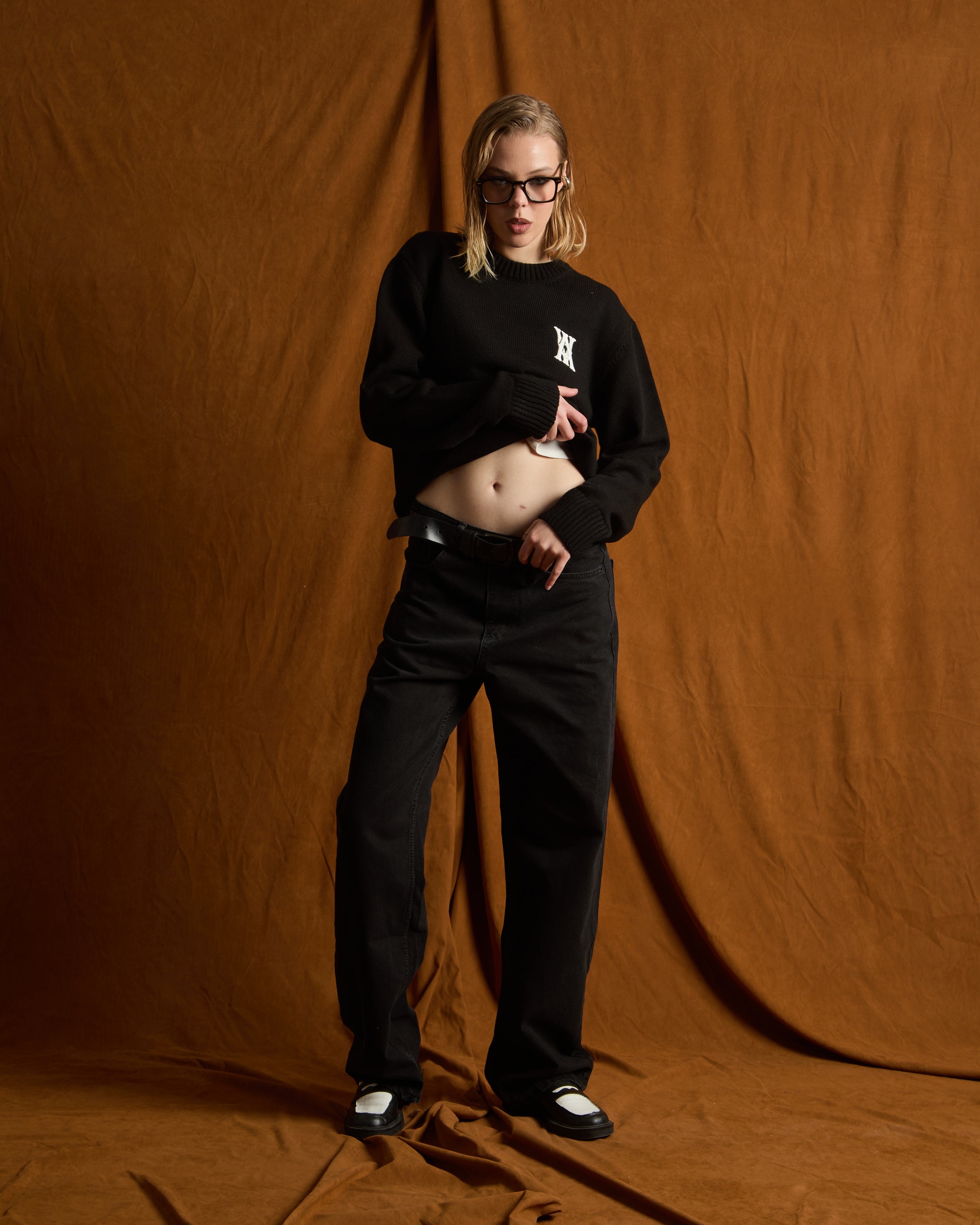 ANOTH LOGO WHITE BLACK KNIT UNISEX SWEATER