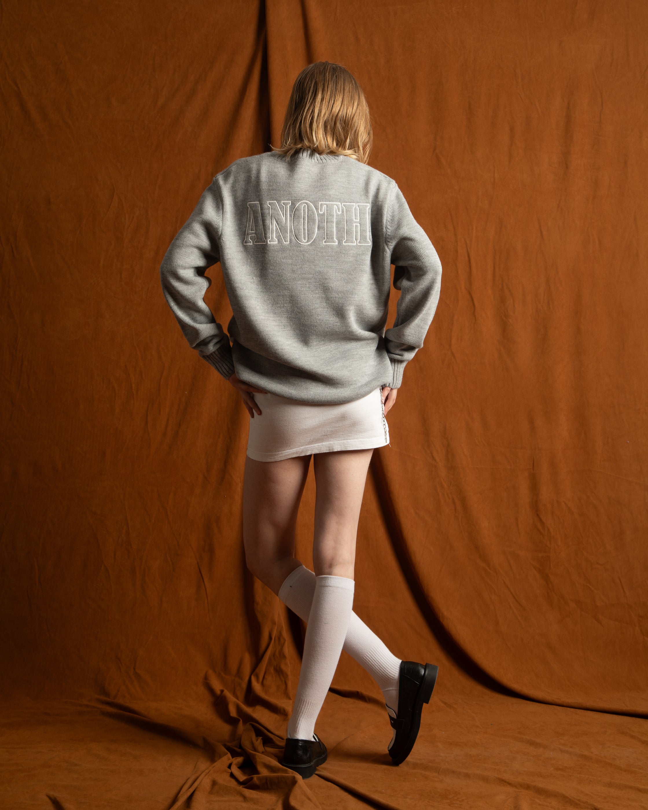 ANOTH WHITE GREY KNIT UNISEX SWEATER