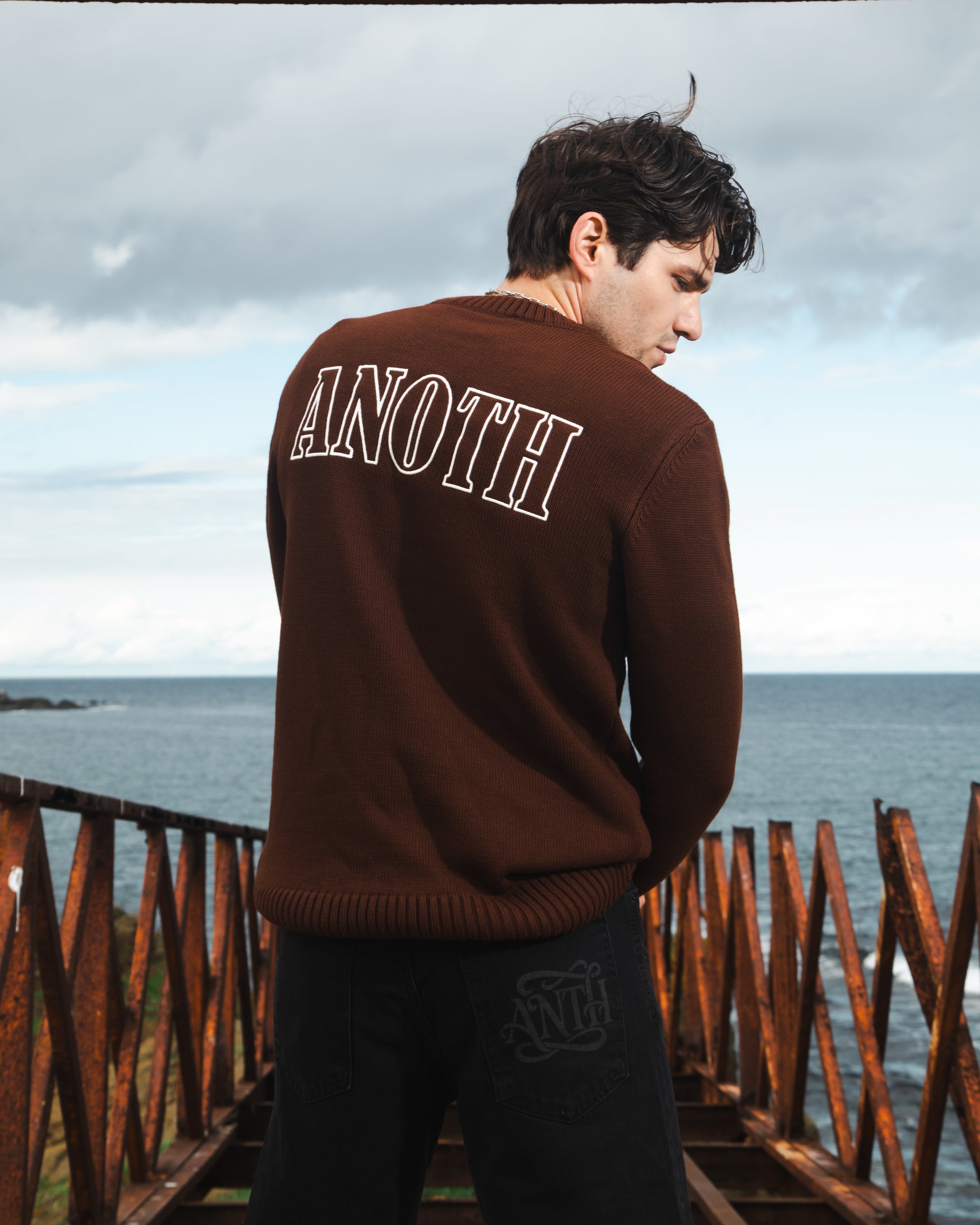 ANOTH WHITE BRICK KNIT UNISEX SWEATER