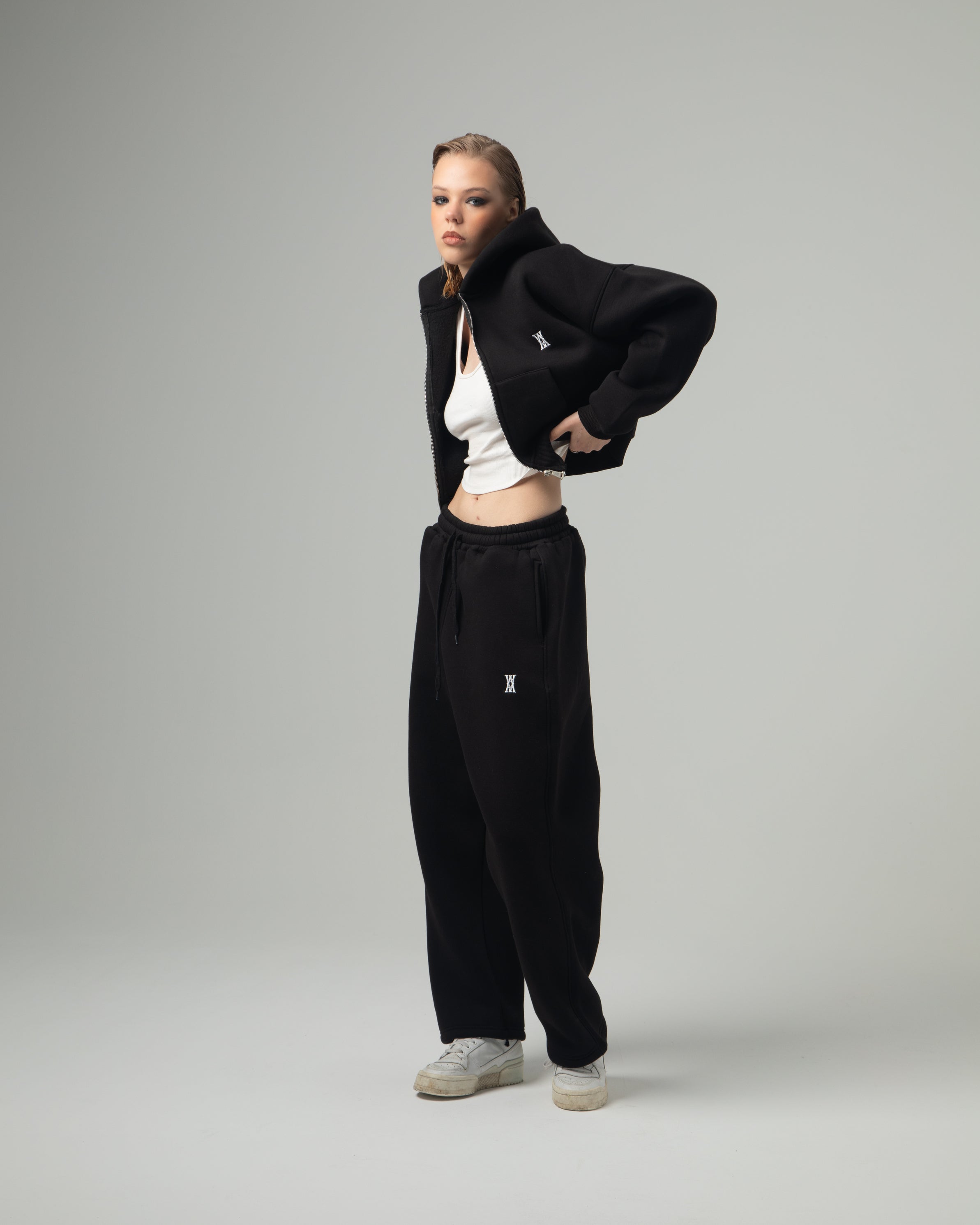 ANOTH BLACK SWEATPANT